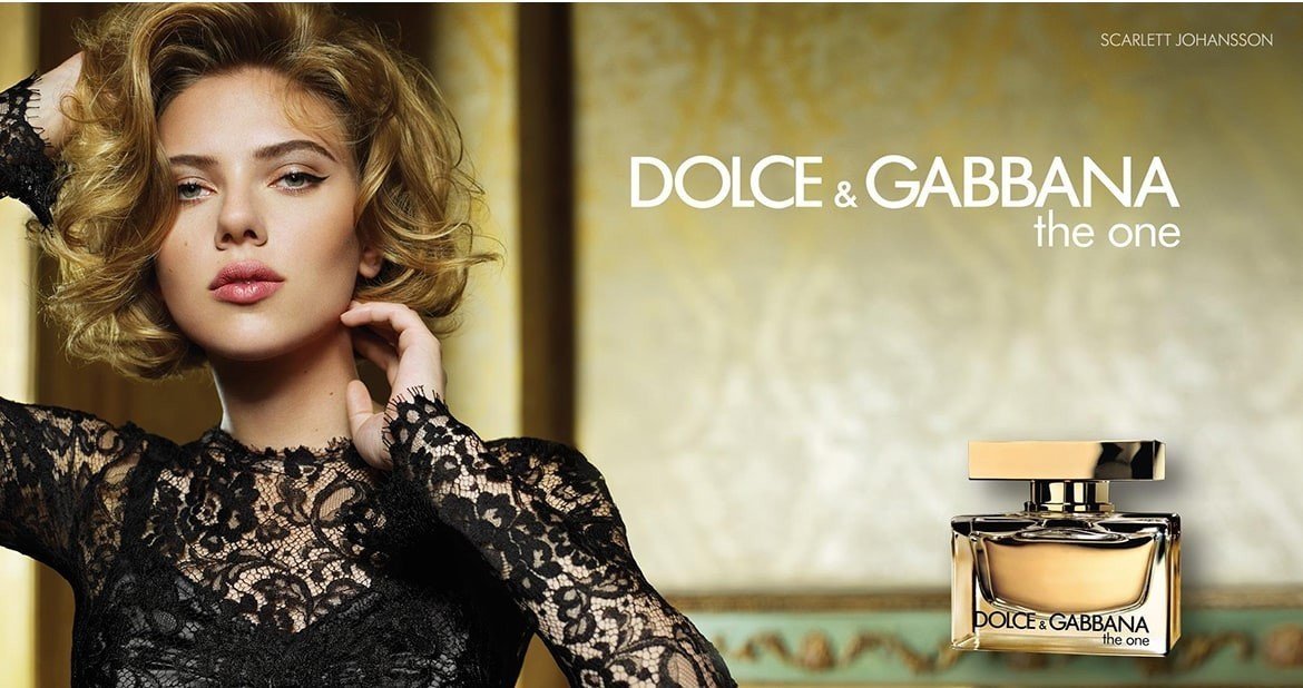 Золотое яблоко духи дольче. Скарлетт Йоханссон Дольче Габбана. Reni Dolce Gabbana the one.